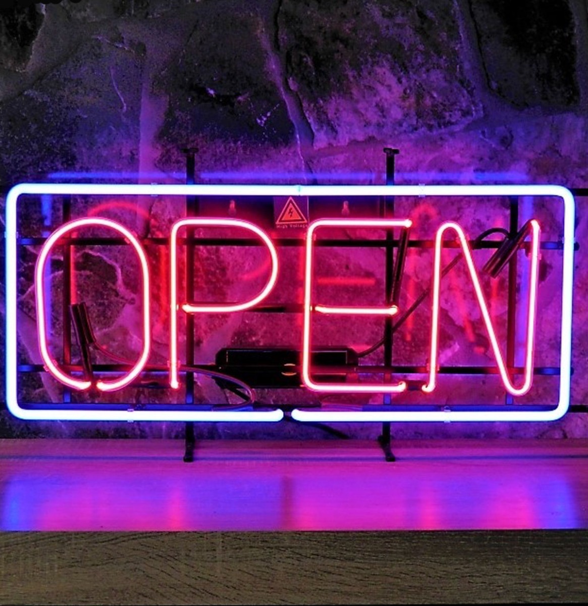 Open Neon Verlichting 80 x 40 cm - Rood met Blauwe Rand | Real Neon Art