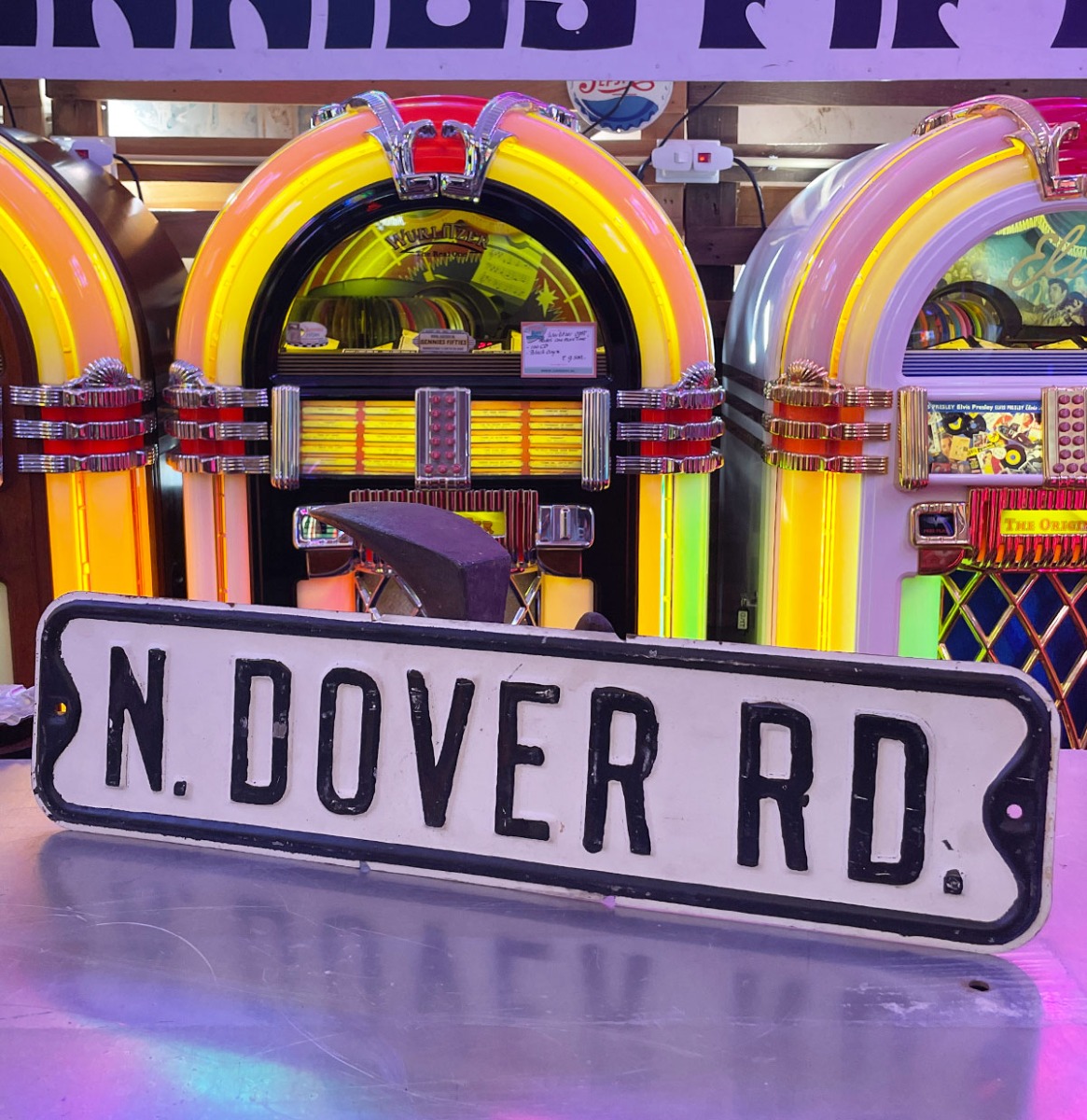 Origineel Amerikaans N. Dover Rd Straatbord - Vintage USA Road Sign | The Dutch Pickers
