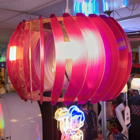 Paarse Hanglamp gemaakt van Gerecyclede Vinylaten (LP) | Fiftiesstore