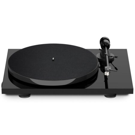 Pro-Ject E1 Bluetooth Platenspeler - Hoogglans Zwart | 9% korting | Pro-Ject Audio