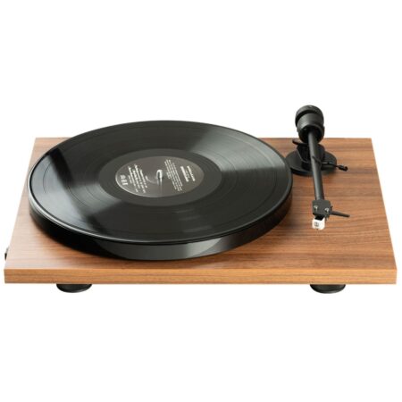 Pro-Ject E1 Bluetooth Platenspeler - Walnoot | 9% korting | Pro-Ject Audio