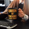 Queen of Fucking Everything Mok - 850 ml - Zwart Keramiek | OUT OF THE BLUE