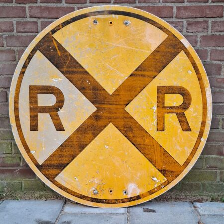 Railroad Crossing Rond Verkeersbord - Ø91cm - Origineel | The Dutch Pickers
