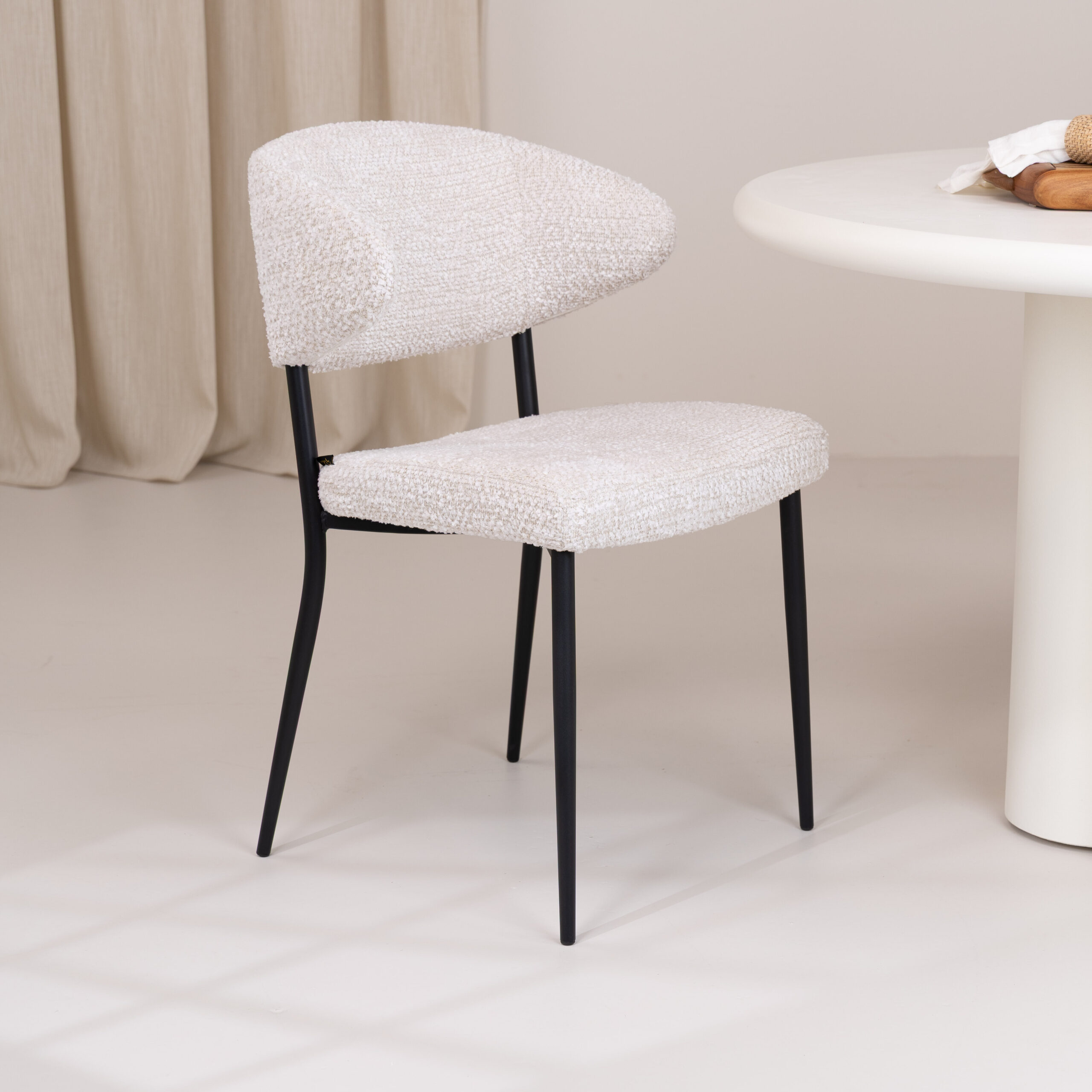 Richmond Eetkamerstoel Bea Chenille - Crème | Richmond Interiors