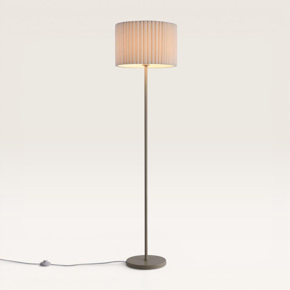 Selyra - Taupe Staande lamp Metaal met Linnen kap 150 cm - Scandinavisch Design - Woonkamer lamp - E27 fitting - Met voetschakelaar | LUSENZ