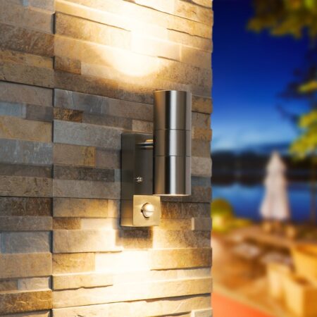 Set van 3 Jasmin Wandlampen - RVS - 2700K Warm Wit - 8 watt 690 lumen - Bewegingssensor en Schemerschakelaar - IP44 Waterdicht - Up & Downlight voor buiten | HOFTRONIC