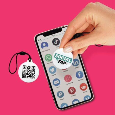 Social tap tag wit | MikaMax