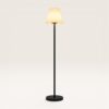 Staande lamp Nuvoro sole - Met afneembare voet en oplaadbaar via USB C of met solarenergie - Inclusief afstandsbediening om te kiezen uit zes RGB-kleuren | LUSENZ