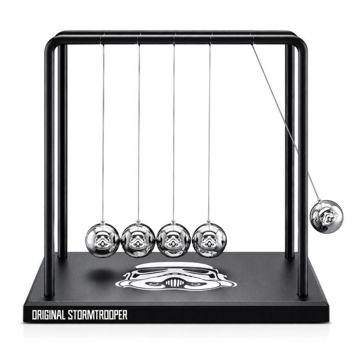 Stormtrooper Newton's Cradle - 19