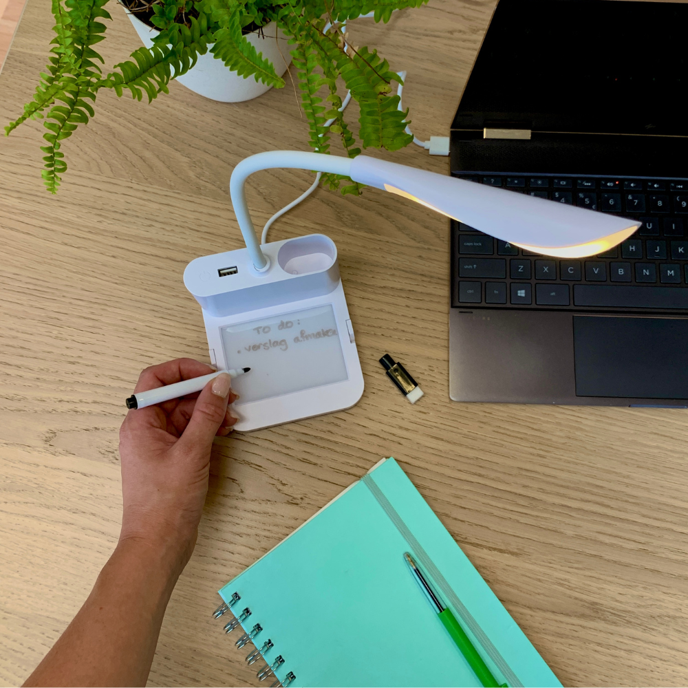 USB Bureau Lamp | OUT OF THE BLUE