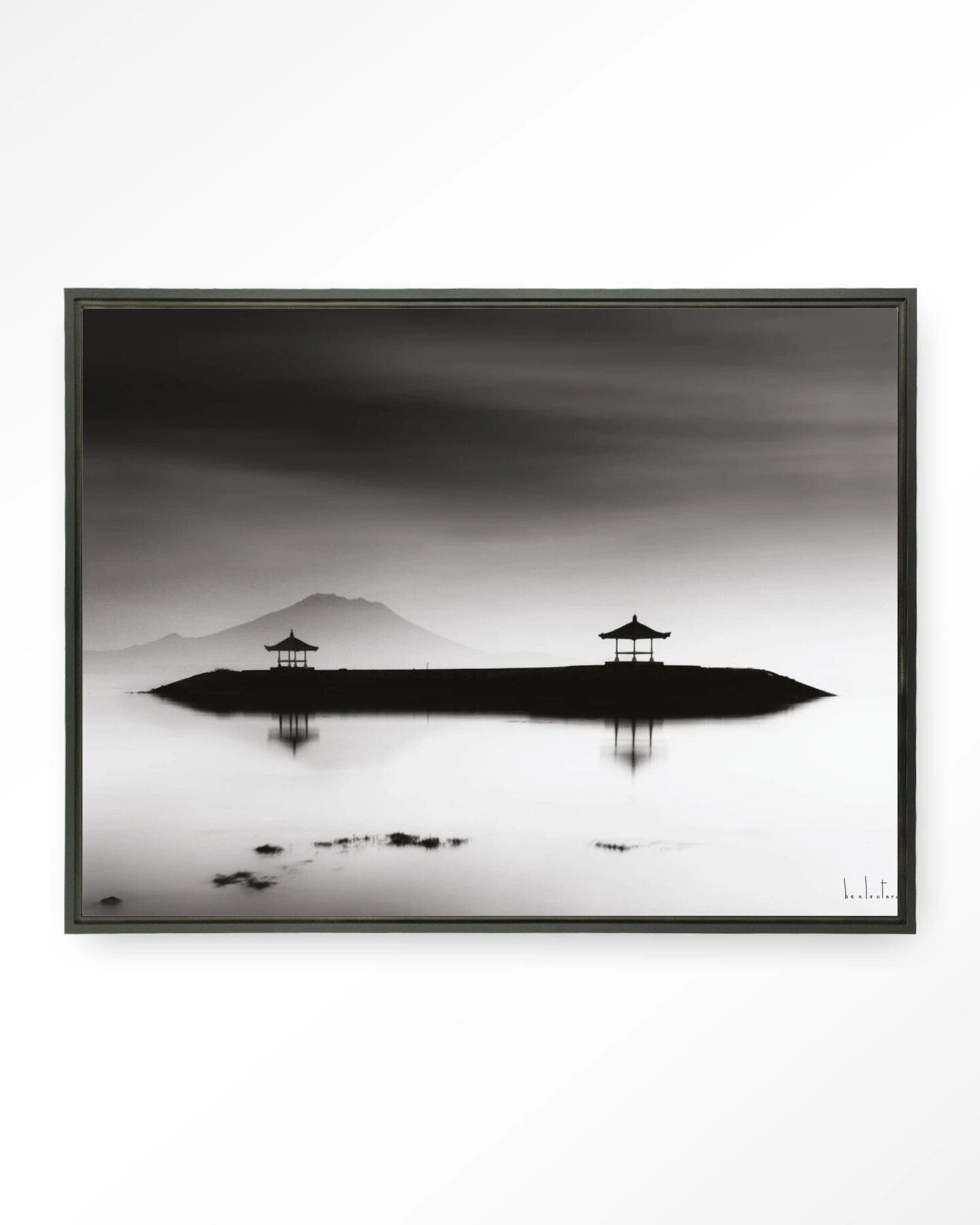 Urban Cotton Wandkleed 'Harmony Bali' 145 x 190cm in Floating Frame - black | Urban Cotton
