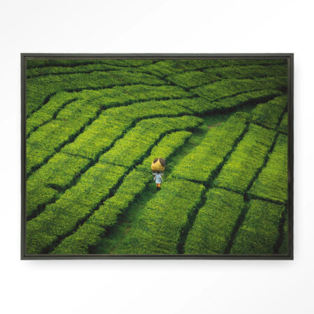 Urban Cotton Wandkleed 'Tote Pengalengan' 80 x 110cm in Floating Frame - black | Urban Cotton