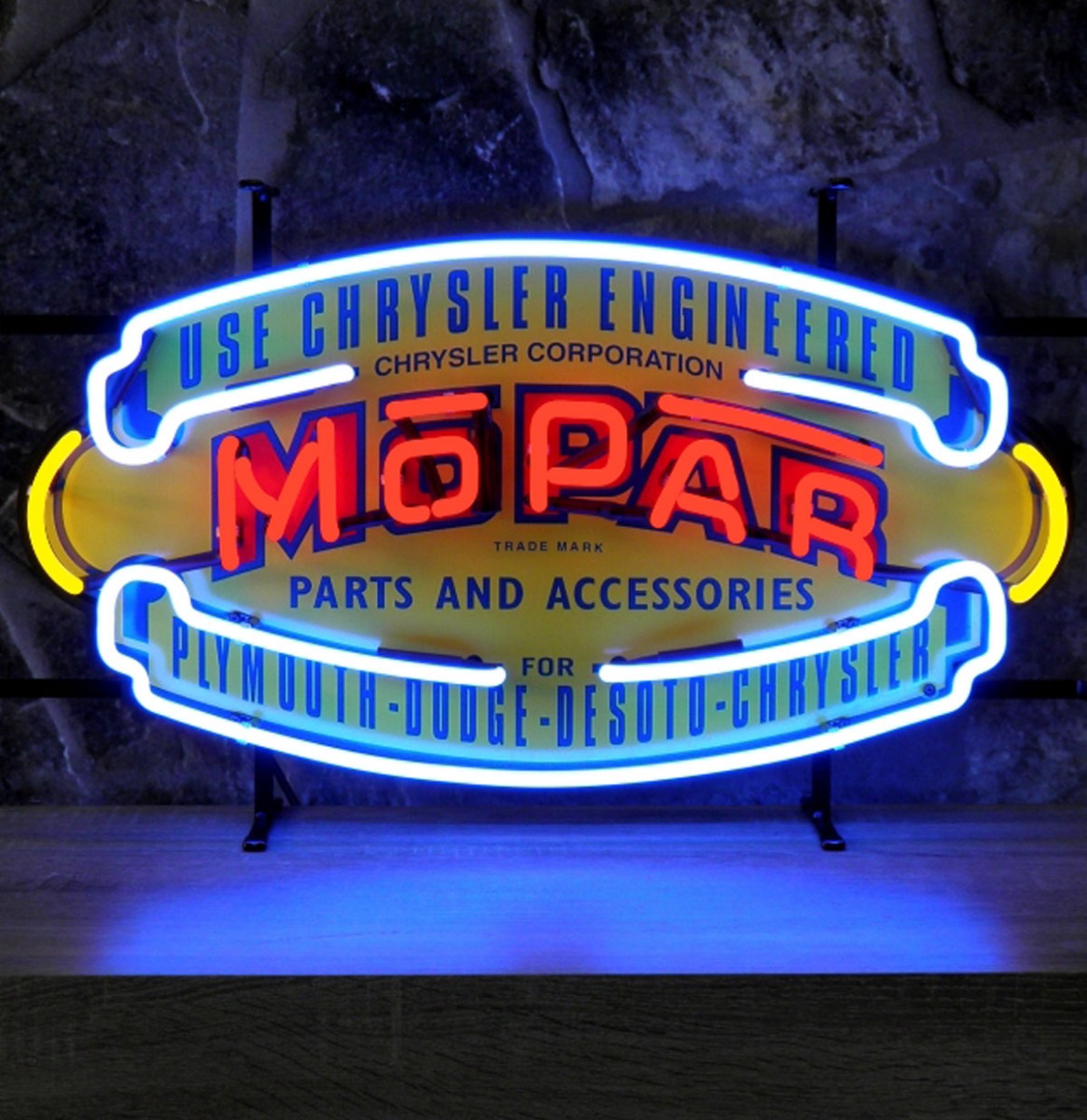 Use Chrysler Enigineered Mopar Parts Neon Verlichting 40 x 70 cm - Blauw