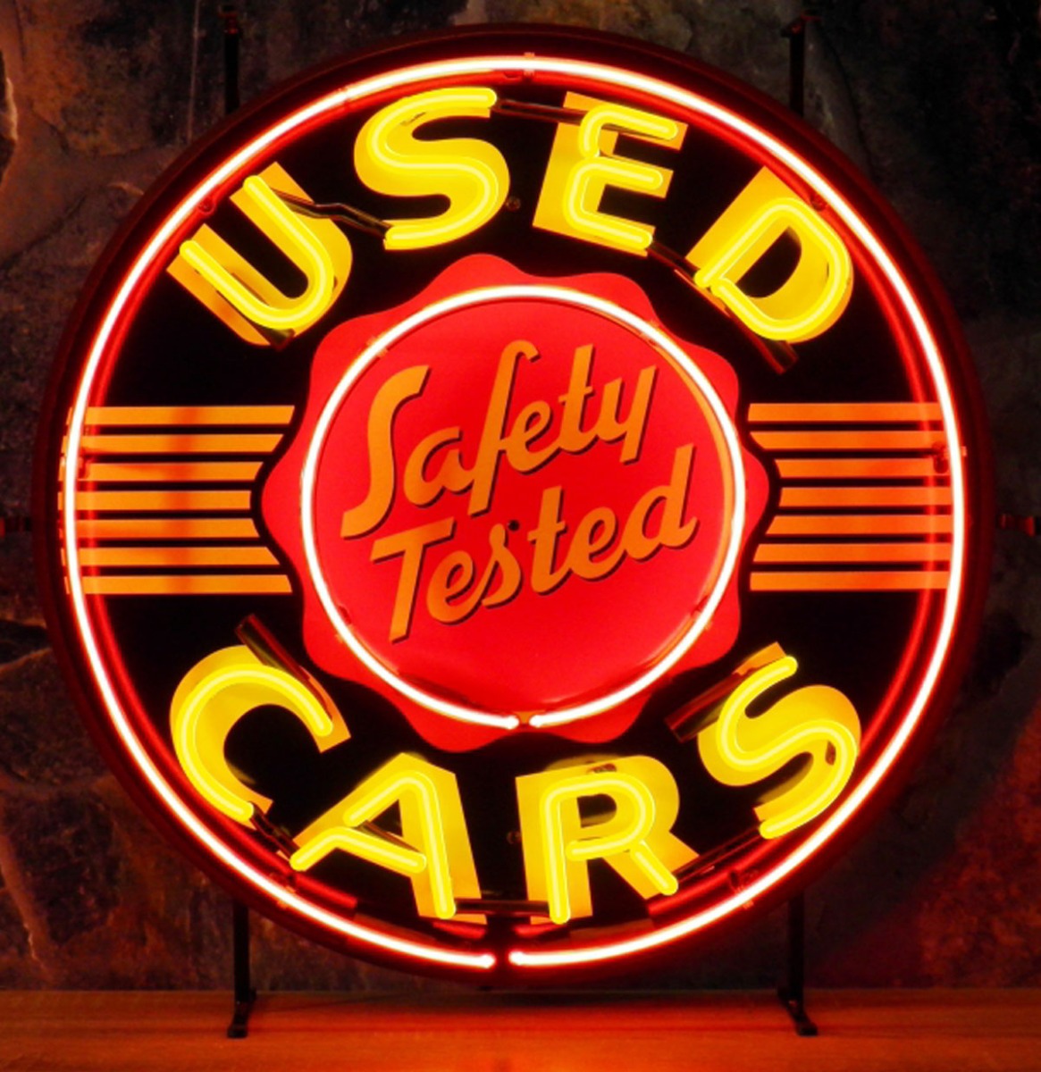 Used Cars Safety Tested Logo Neon Verlichting 65 cm - Rood