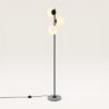 Verano - Zwarte staande lamp 150 cm - 3 bollen - Modern design - Woonkamer lamp - Opaal glas - Terrazzo voet - E14 fitting - Met voetschakelaar | LUSENZ