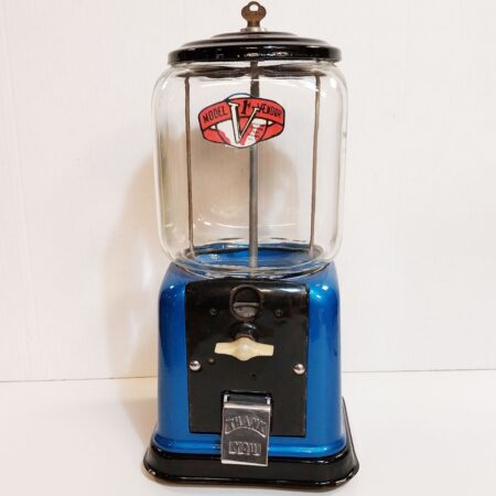 Victor Model V Snoep en Kauwgomballen Automaat Blauw - US 1$ Cents | The Dutch Pickers