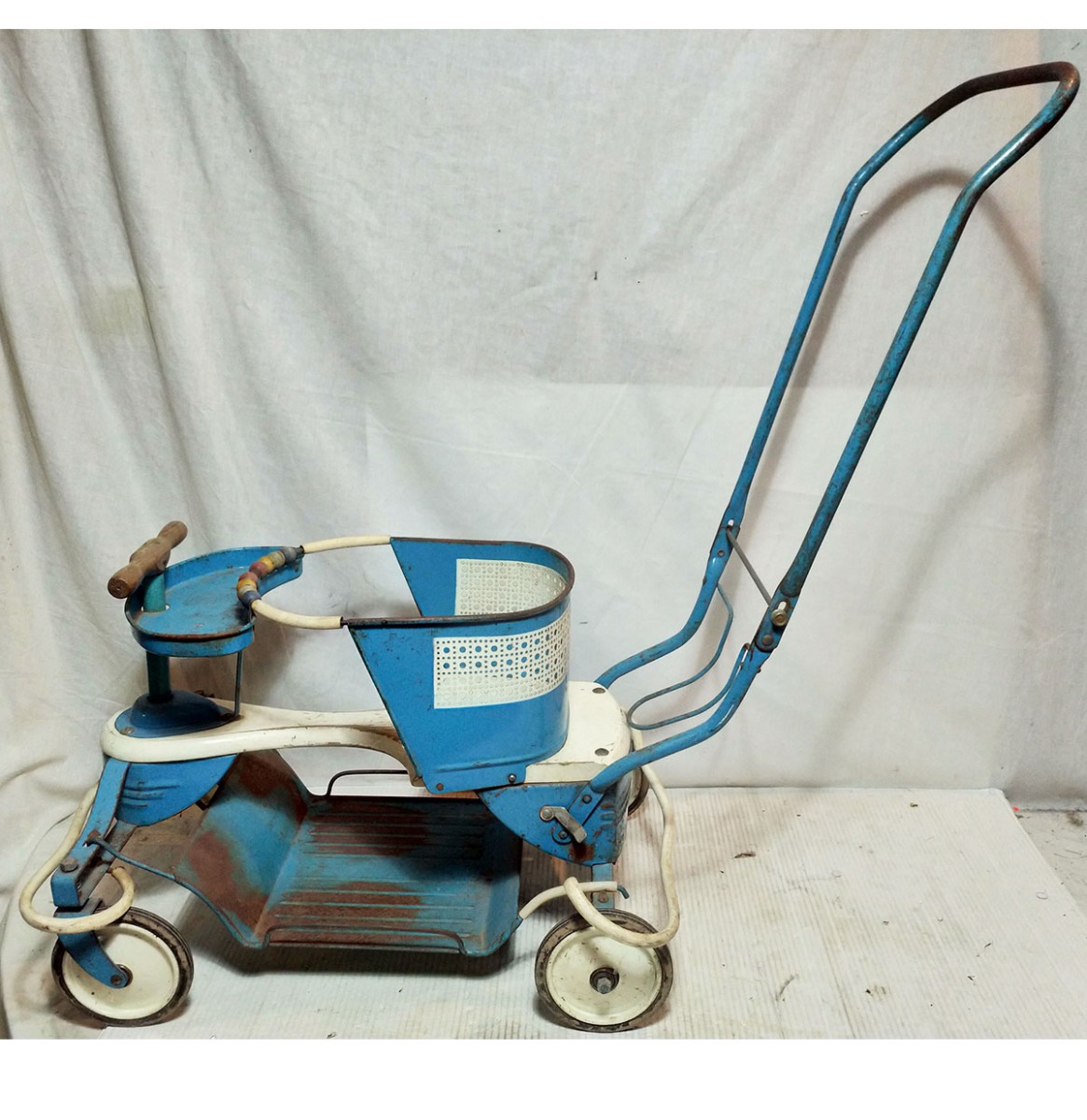 Vintage 1950's Kinderwagen - Origineel | 15% korting | The Dutch Pickers
