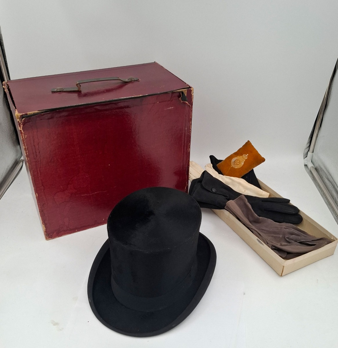 Vintage Herenhoed met Accessoires & Originele Hoedendoos | The Dutch Pickers