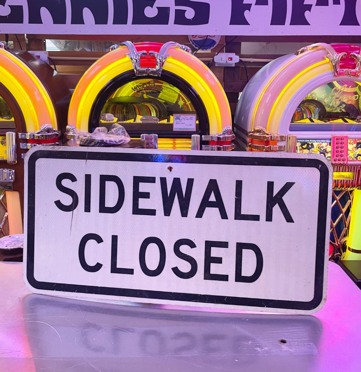 Vintage USA “Sidewalk Closed” Verkeersbord - 61 x 30