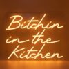 Wandbord Neon - Bitchin in the Kitchen - Oranje LED | Fiftiesstore