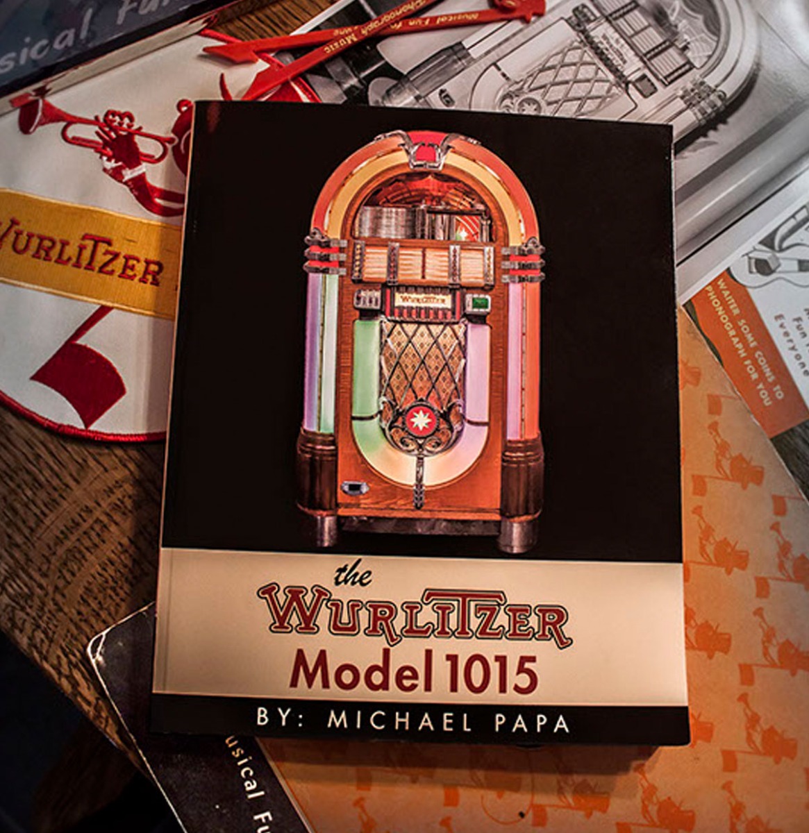 Wurlitzer jukebox 1015 Boek - Door Michael Papa 2e Editie | Wurlitzer
