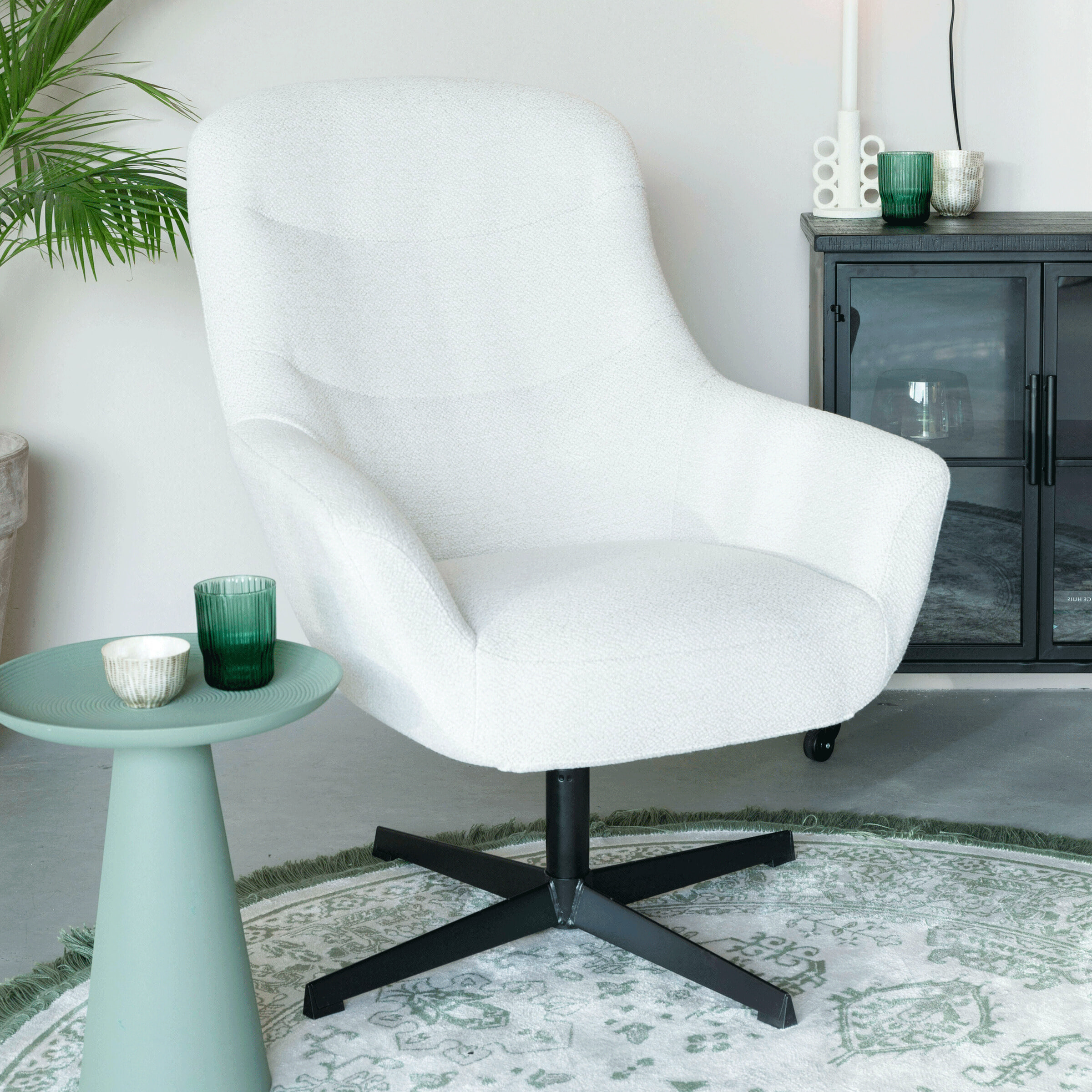 ZILT Draaibare Fauteuil 'Yaki' Bouclé