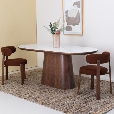 ZILT Ovale Eettafel 'Nathen' Walnoot en marmerlook