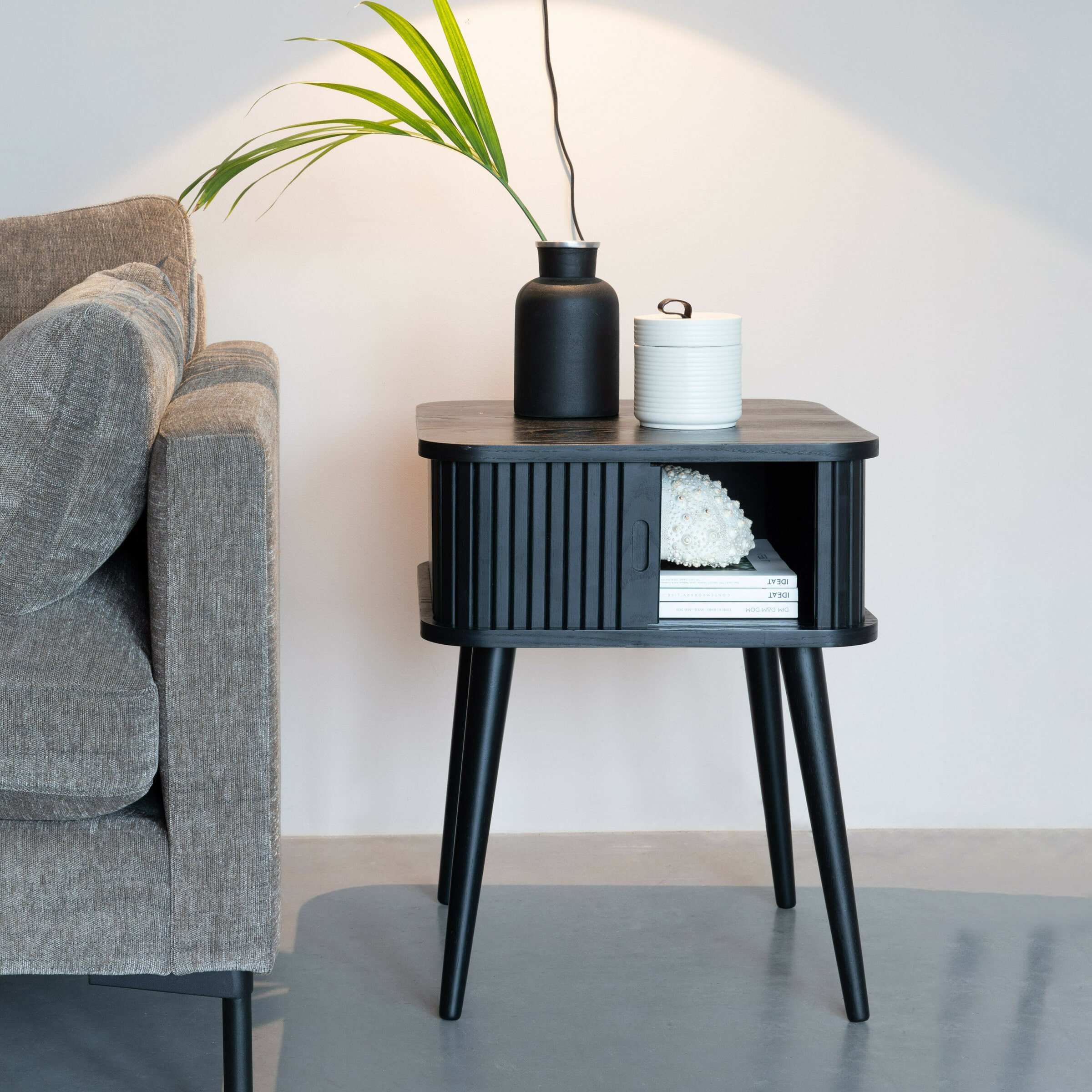 Zuiver Bijzettafel/Nachtkastje 'Barbier' Essenhout