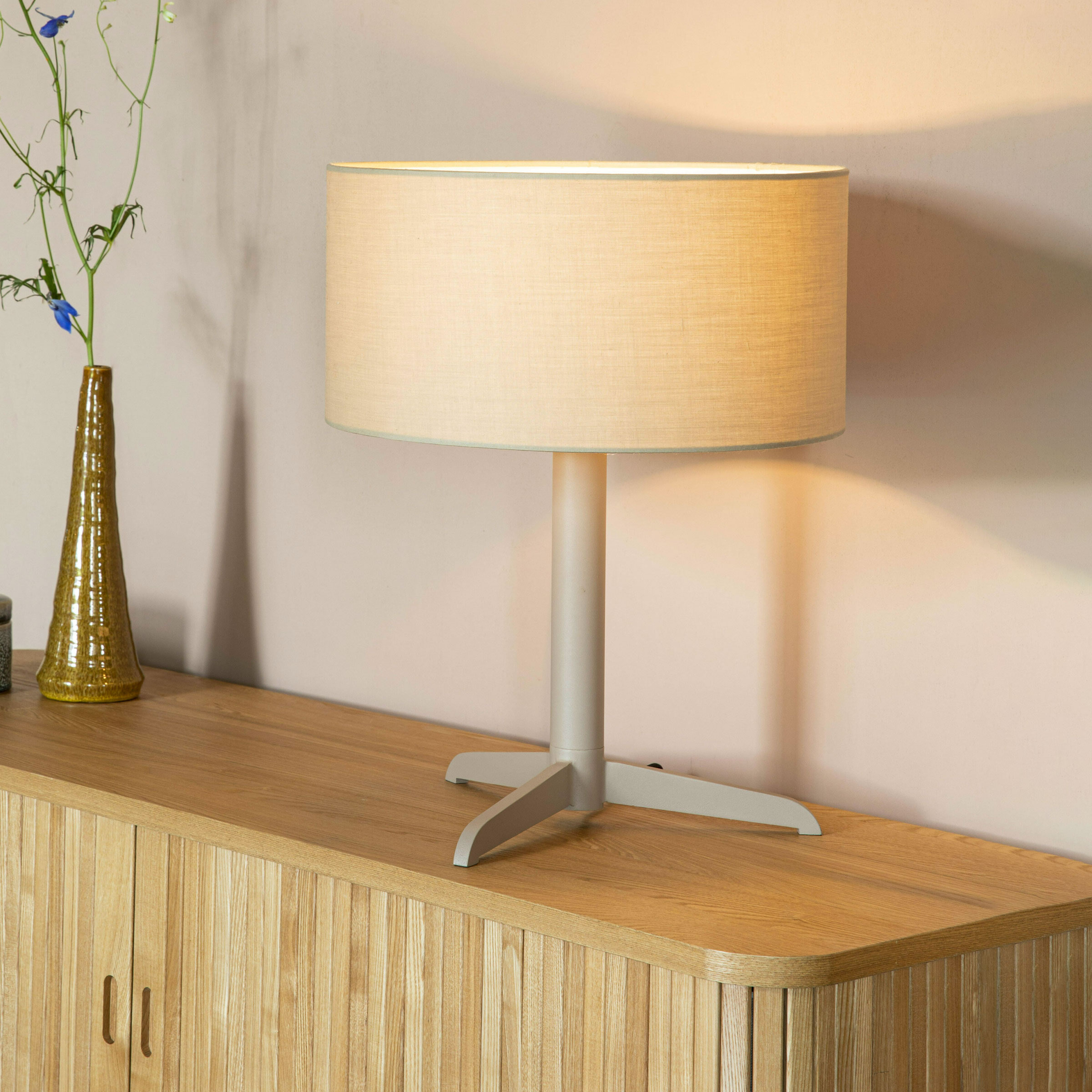 Zuiver Tafellamp 'Shelby' kleur Taupe | Zuiver