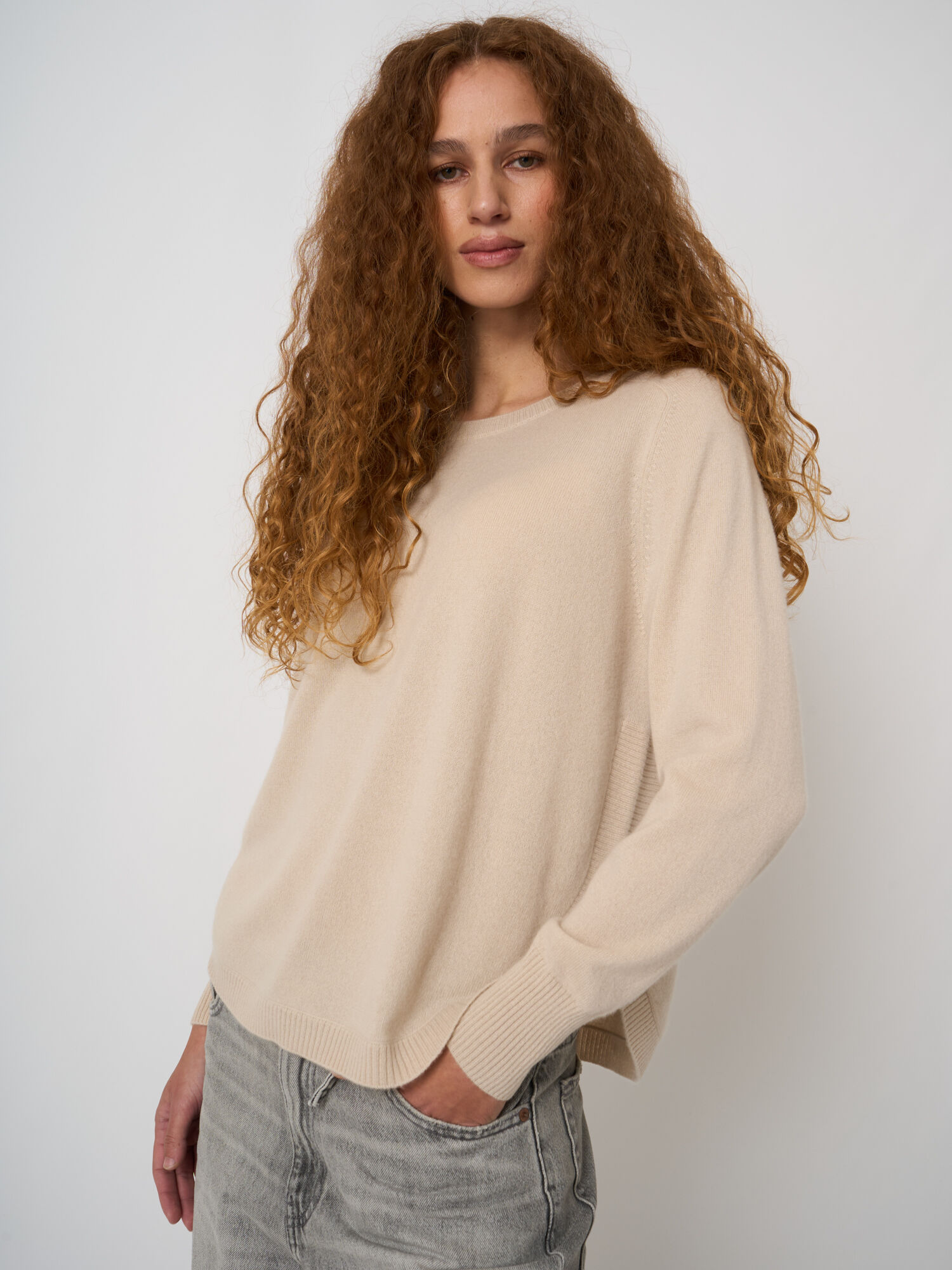 100% cashmere trui met boothals