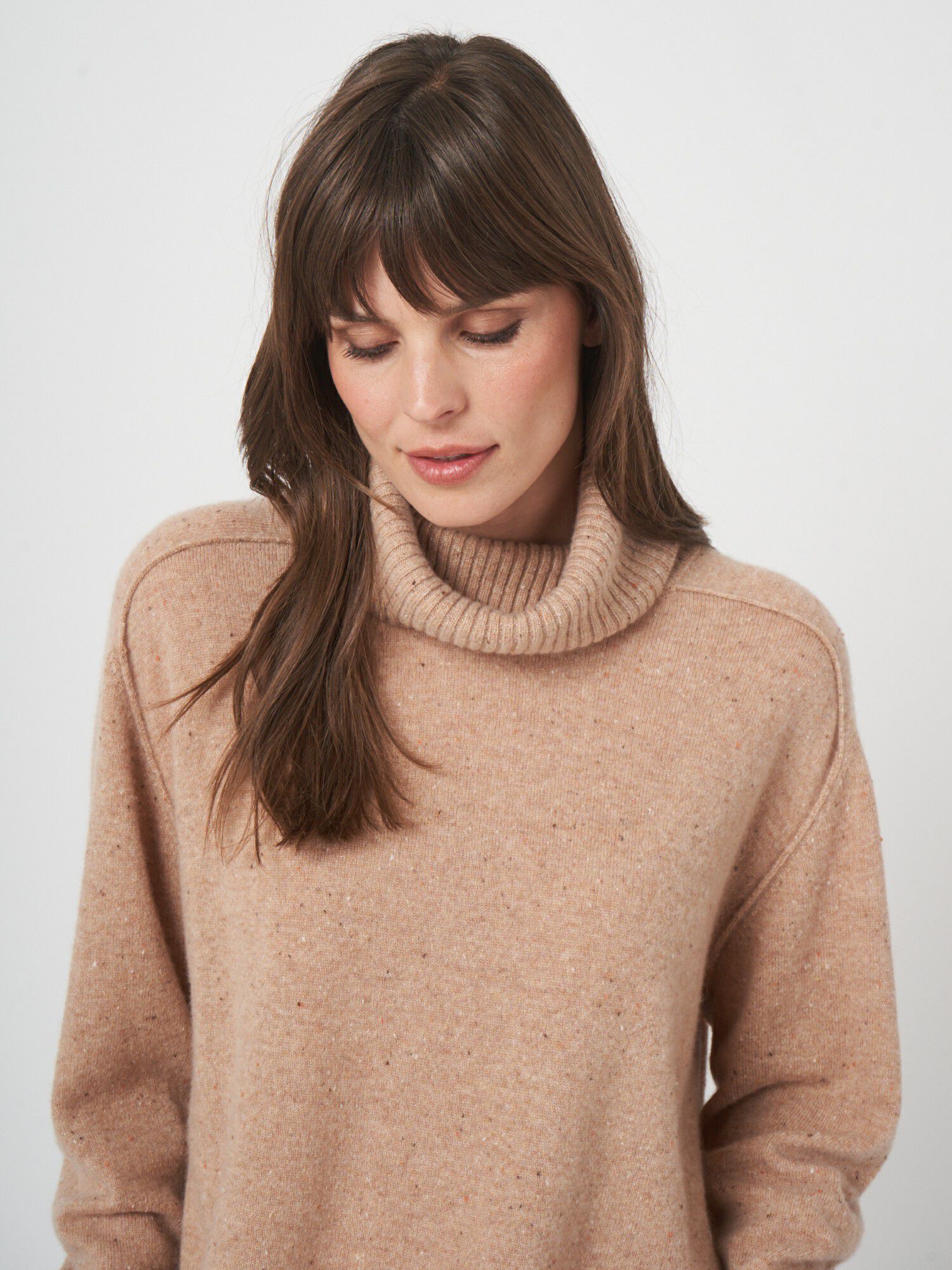 Boxy coltrui van duurzaam kasjmier met tweed-effect