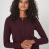 Cropped kasjmier vest met parelknopen | duurzaam & elegant