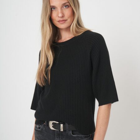 Cropped ribgebreide trui met relaxte pasvorm