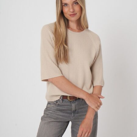 Cropped ribgebreide trui met relaxte pasvorm