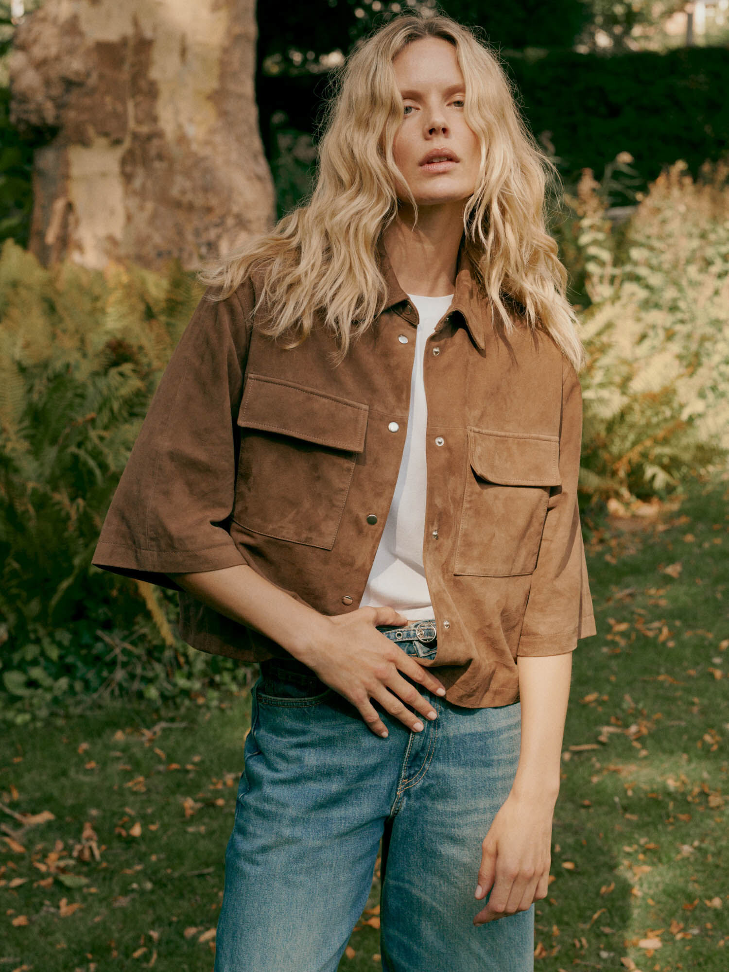 Dames overshirt van suède met borstzakken