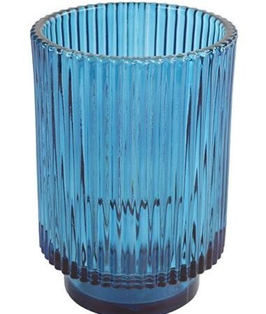 Theelichth rond Valery l.cyaan
