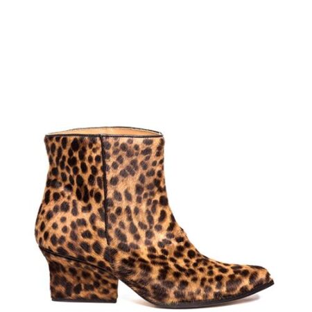 Denis Enkellaars Leopard print