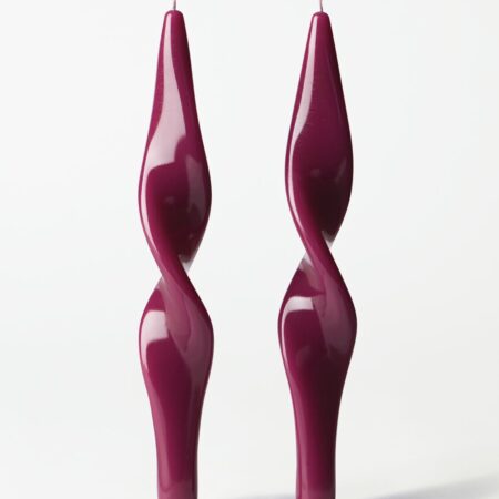 Dinerkaarsen XL ⌀4.3x27cm gedraaid aubergine - 2 stuks (aubergine)