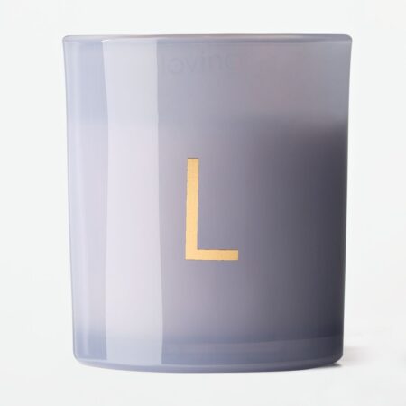 Kaars in glas ⌀8x9cm letter L (lichtblauw)