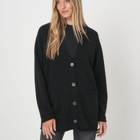 Lang en wijd kasjmier vest met v-hals