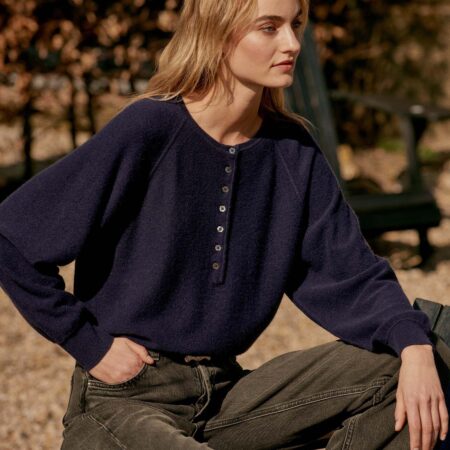 Lichtgewicht boiled cashmere henley trui