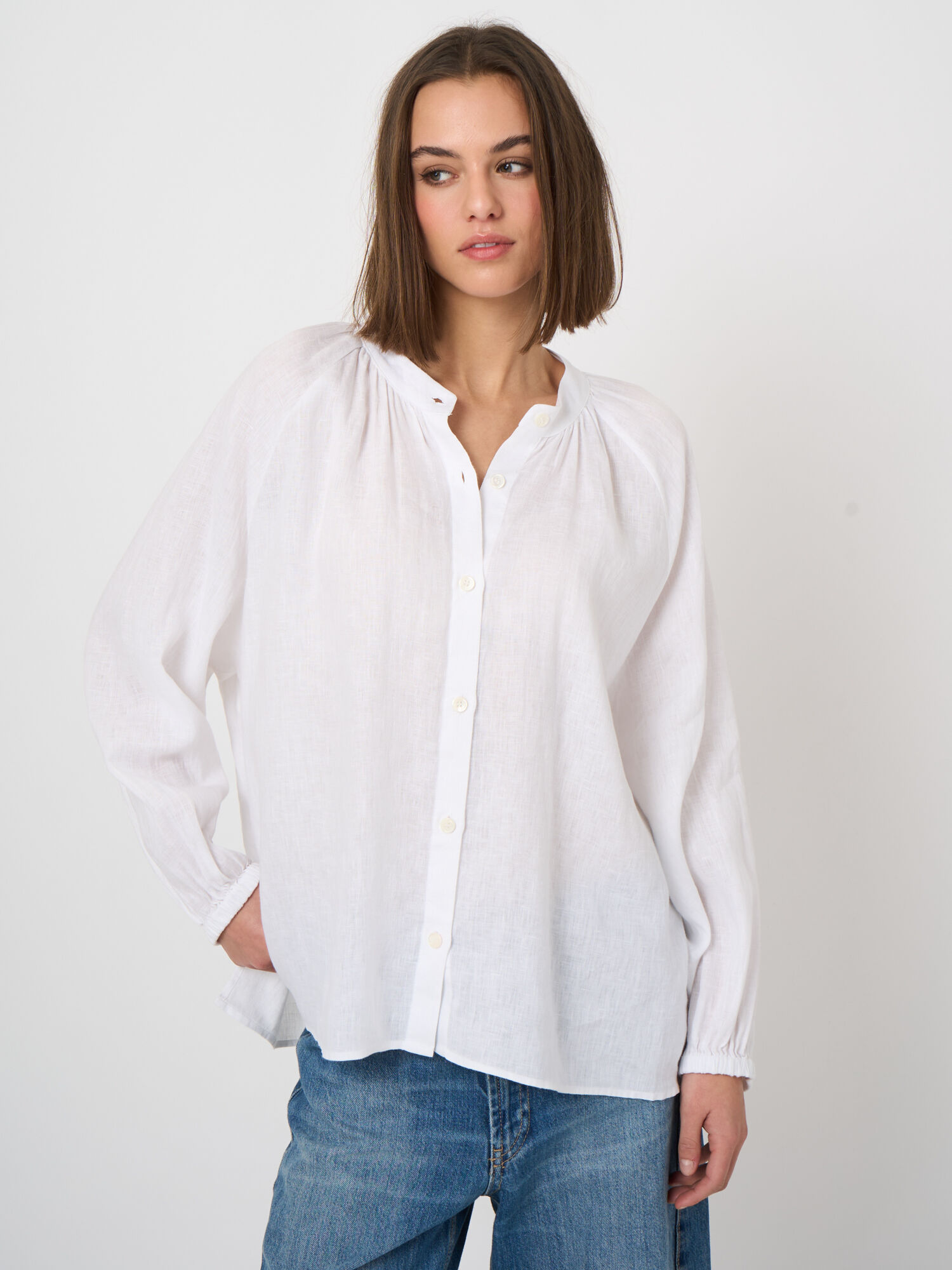 Linnen damesblouse met opstaande kraag & raglanmouwen