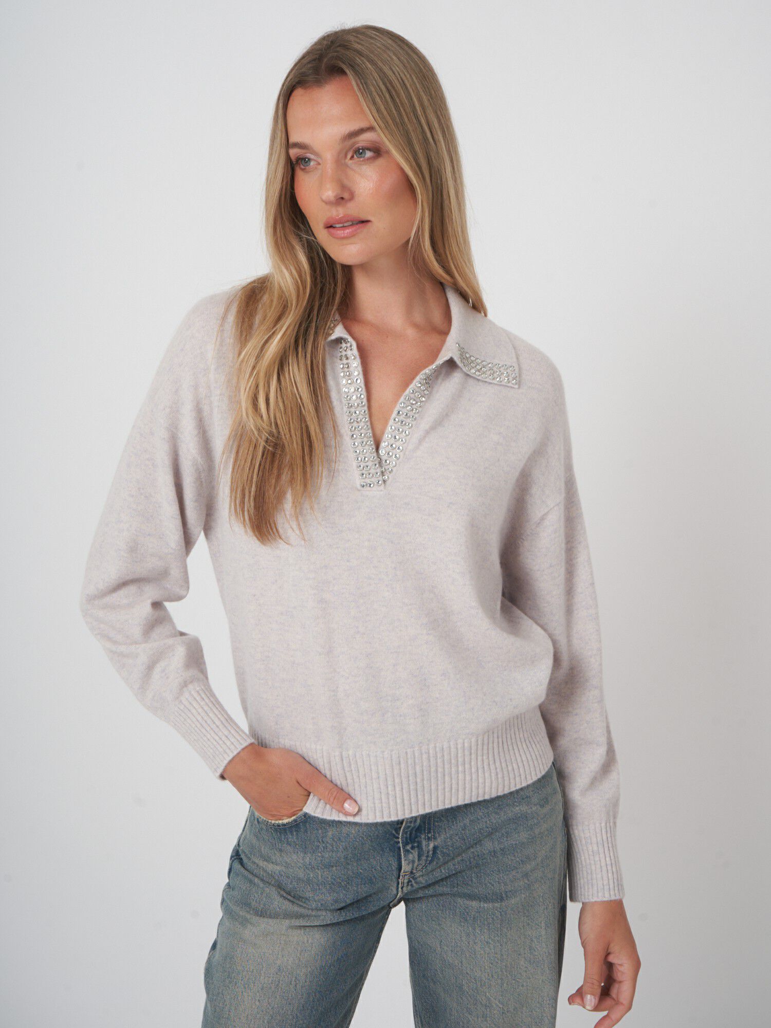 Luxe kasjmier damestrui met parelaccenten