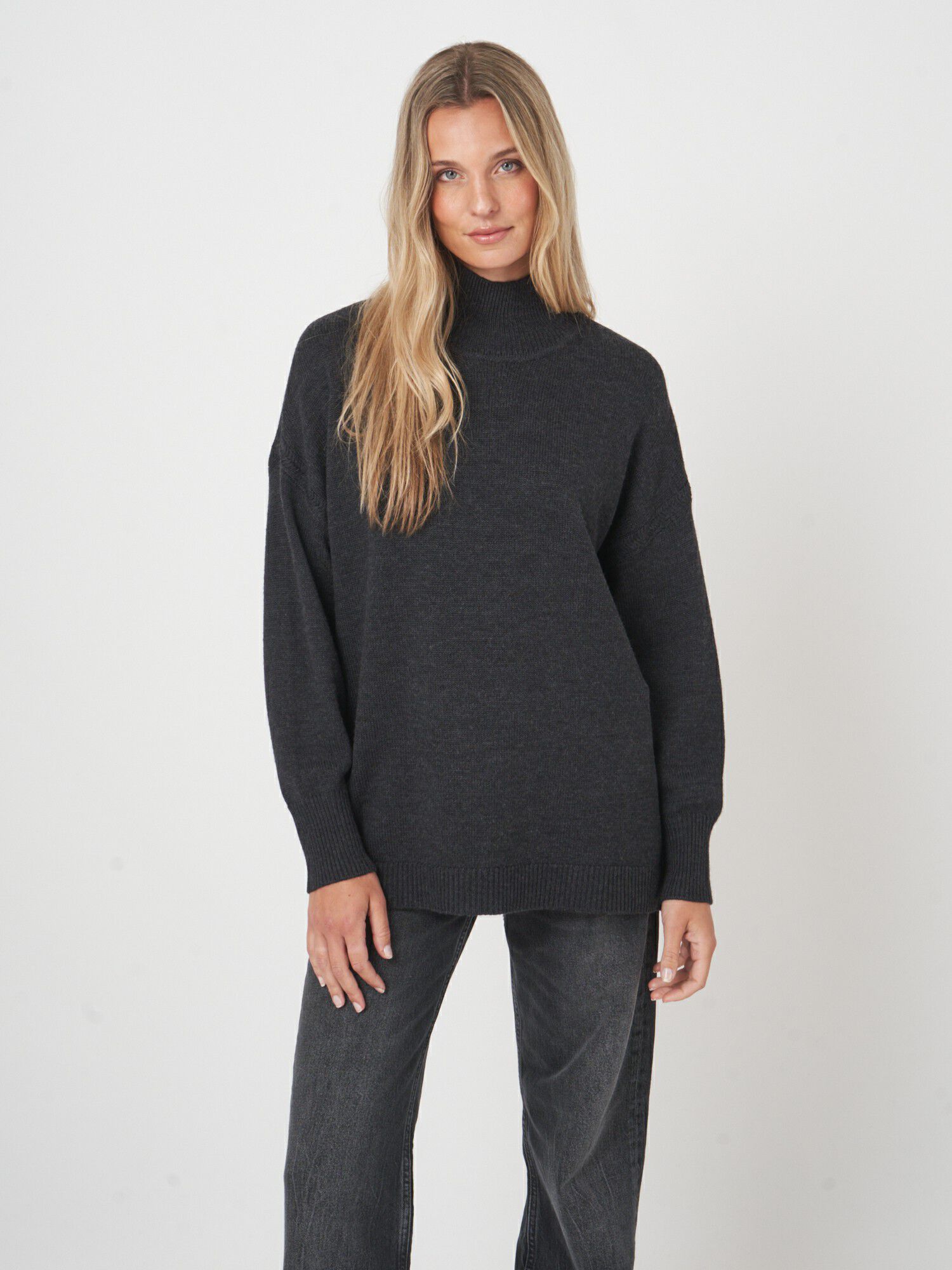 Relaxed fit trui van extra fijne merinowol