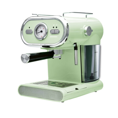 Piston koffiemachine met stoompijpje