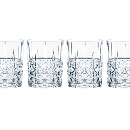 4 whiskyglazen of 4 long drink glazen (Whisky)