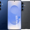 Samsung Galaxy S25 128GB Donkerblauw 5G + Samsung Kindsuit Back Cover Zwart