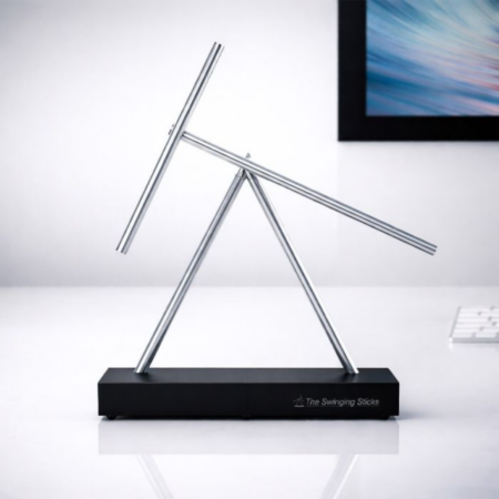 The Swinging Sticks - Kinetisch Sculptuur | MikaMax