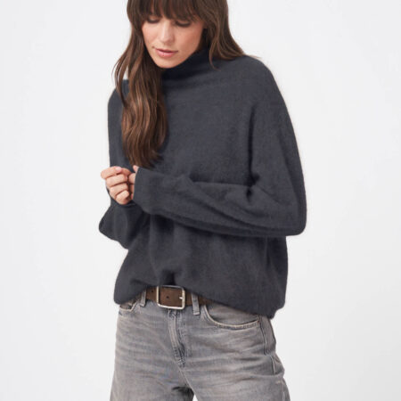 Trui van geborsteld cashmere met opstaande kraag
