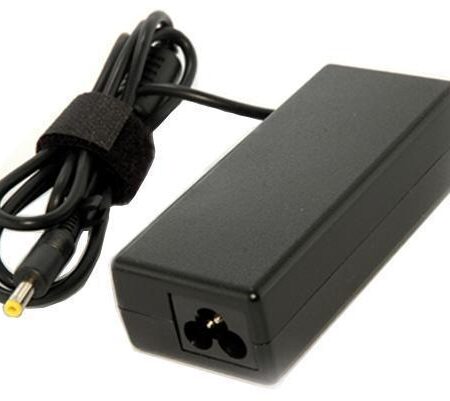 Universele laptop adapter 90W YNA02